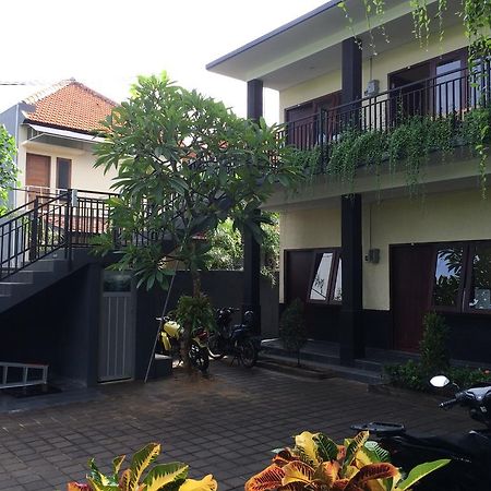 Rumah Kos 52 Tanjung Benoa Extérieur photo